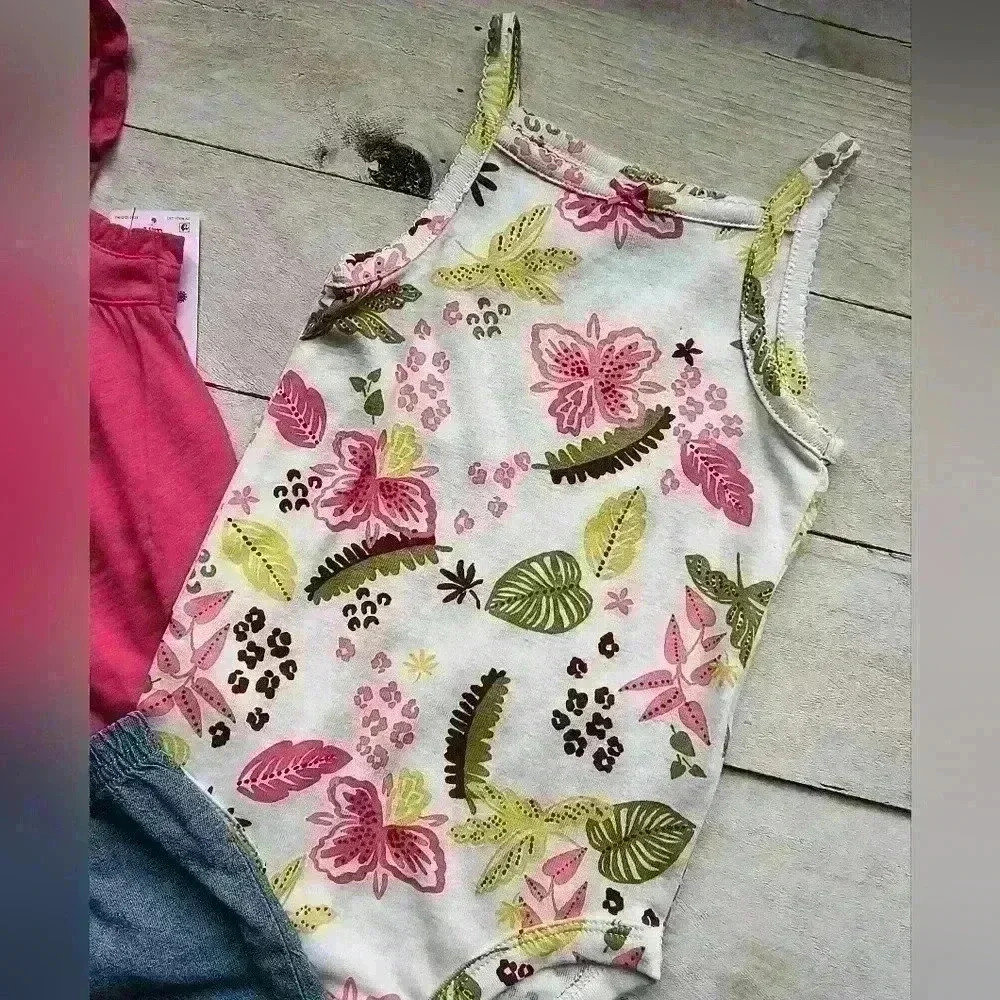 Carter's 3pc Floral Print Tank Bodysuit With Tank And Shorts Pink White 18 Month - Picture 3 of 8